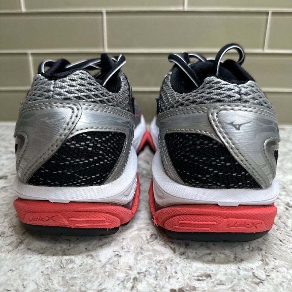 Mizuno Wave Paradox 3 Running Shoes - Picture 6 of 9